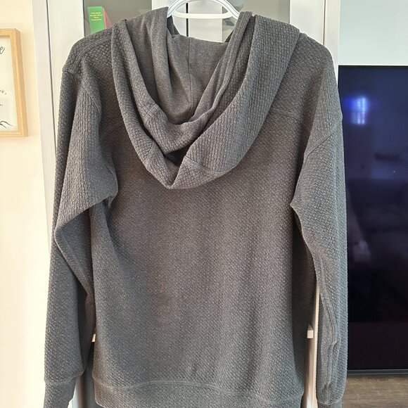 LuLuLemon Grey Hoodie Size 6 - Picture 2 of 3